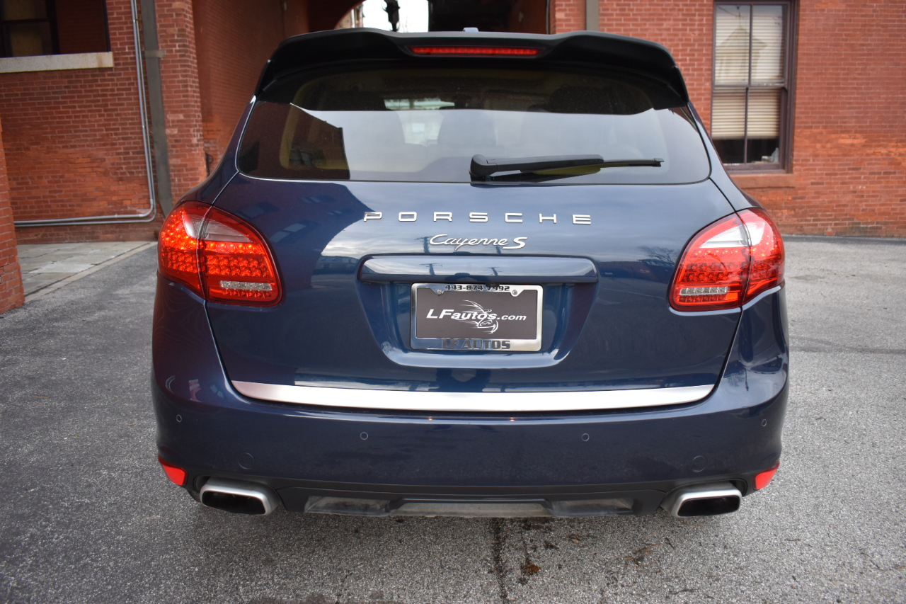 Porsche Cayenne AWD 4dr S 2014