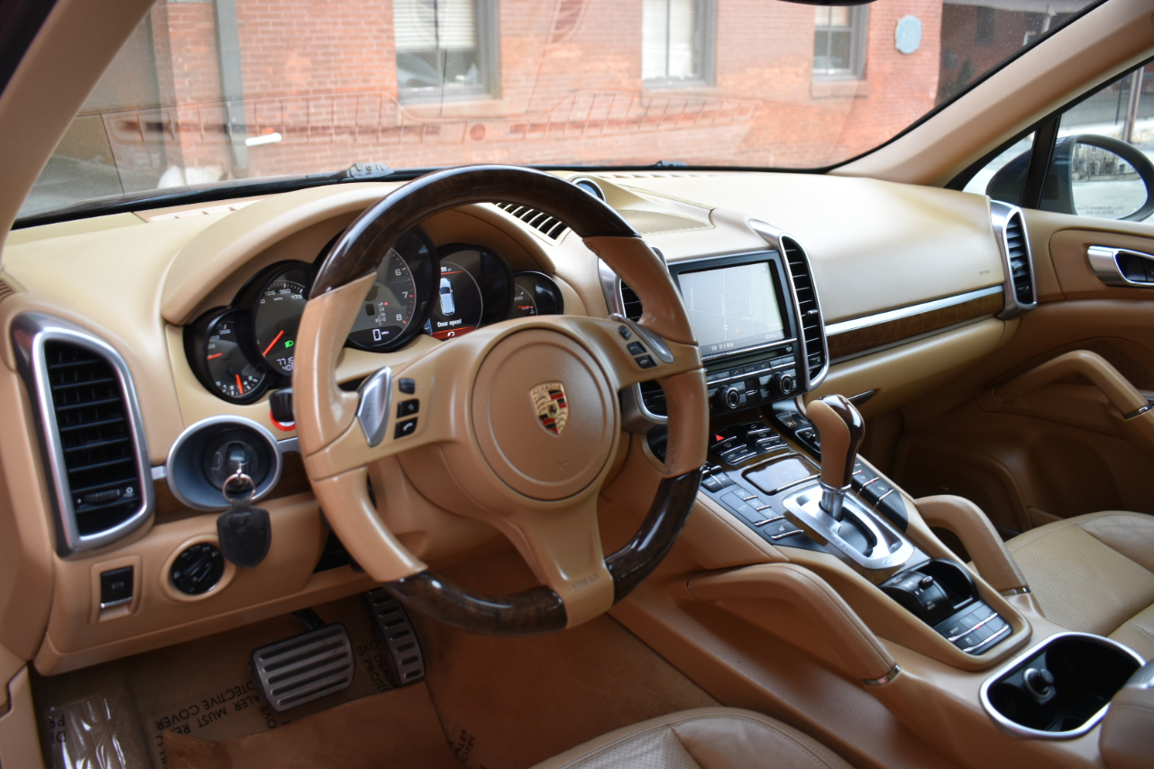 Porsche Cayenne AWD 4dr S 2014