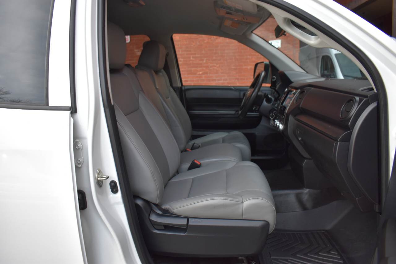 Toyota Tundra 2WD SR5 Double Cab 8.1' Bed 5.7L (Natl) 2020