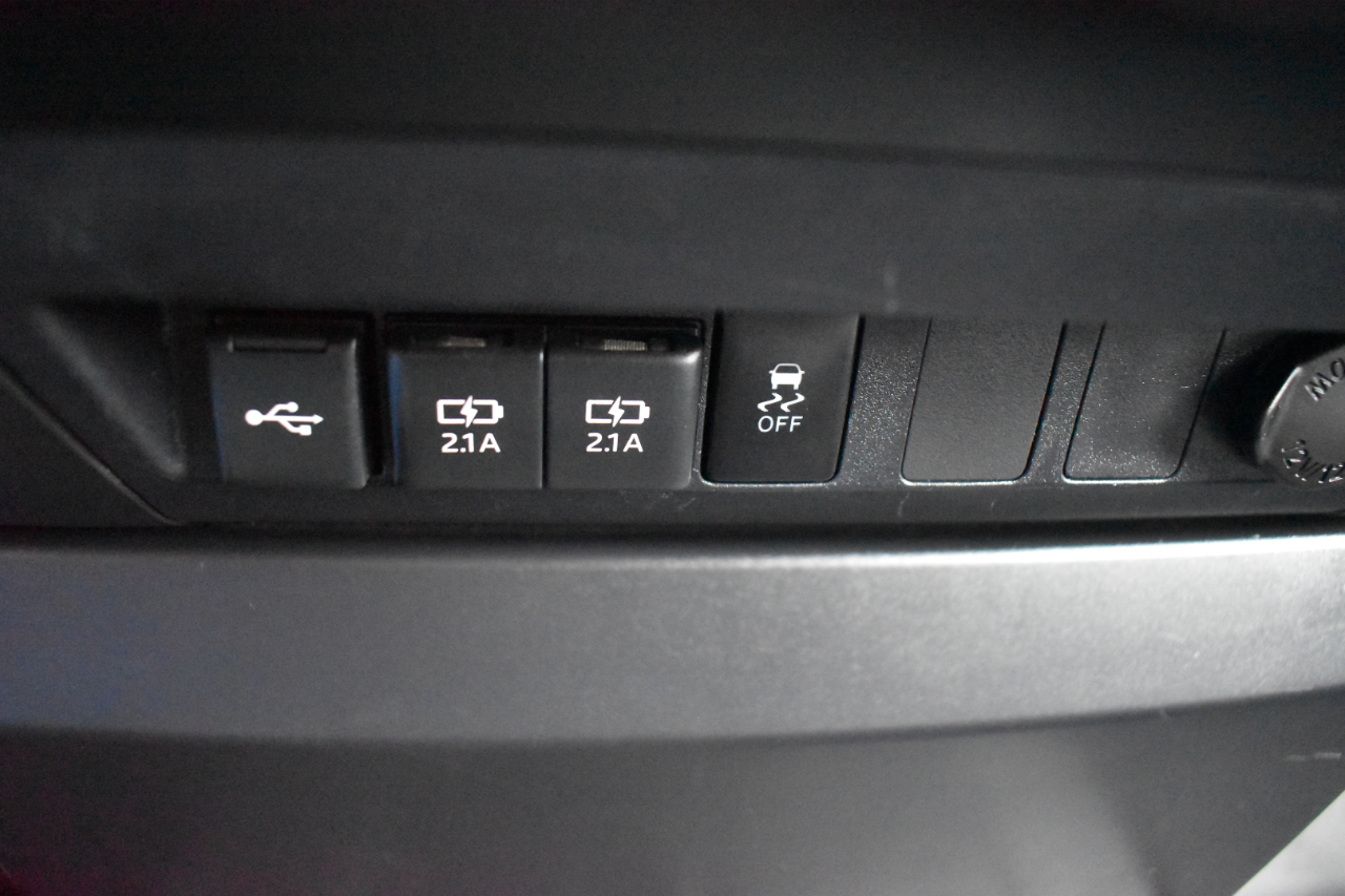 Toyota Tundra 2WD SR5 Double Cab 8.1' Bed 5.7L (Natl) 2020