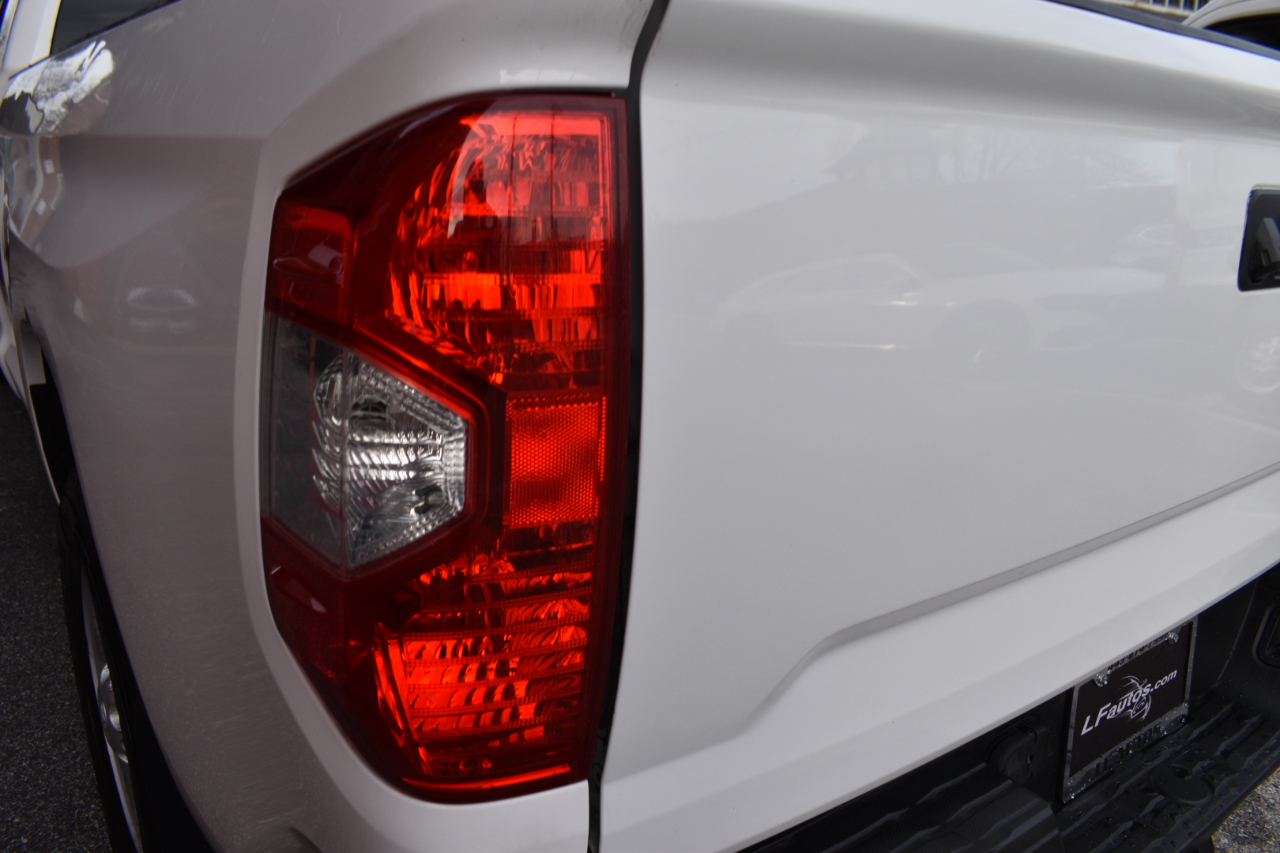 Toyota Tundra 2WD SR5 Double Cab 8.1' Bed 5.7L (Natl) 2020