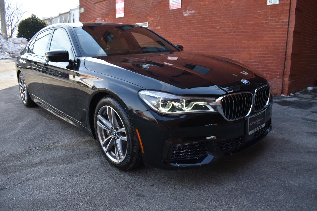 BMW 7 Series 4dr Sdn 750i xDrive AWD 2016