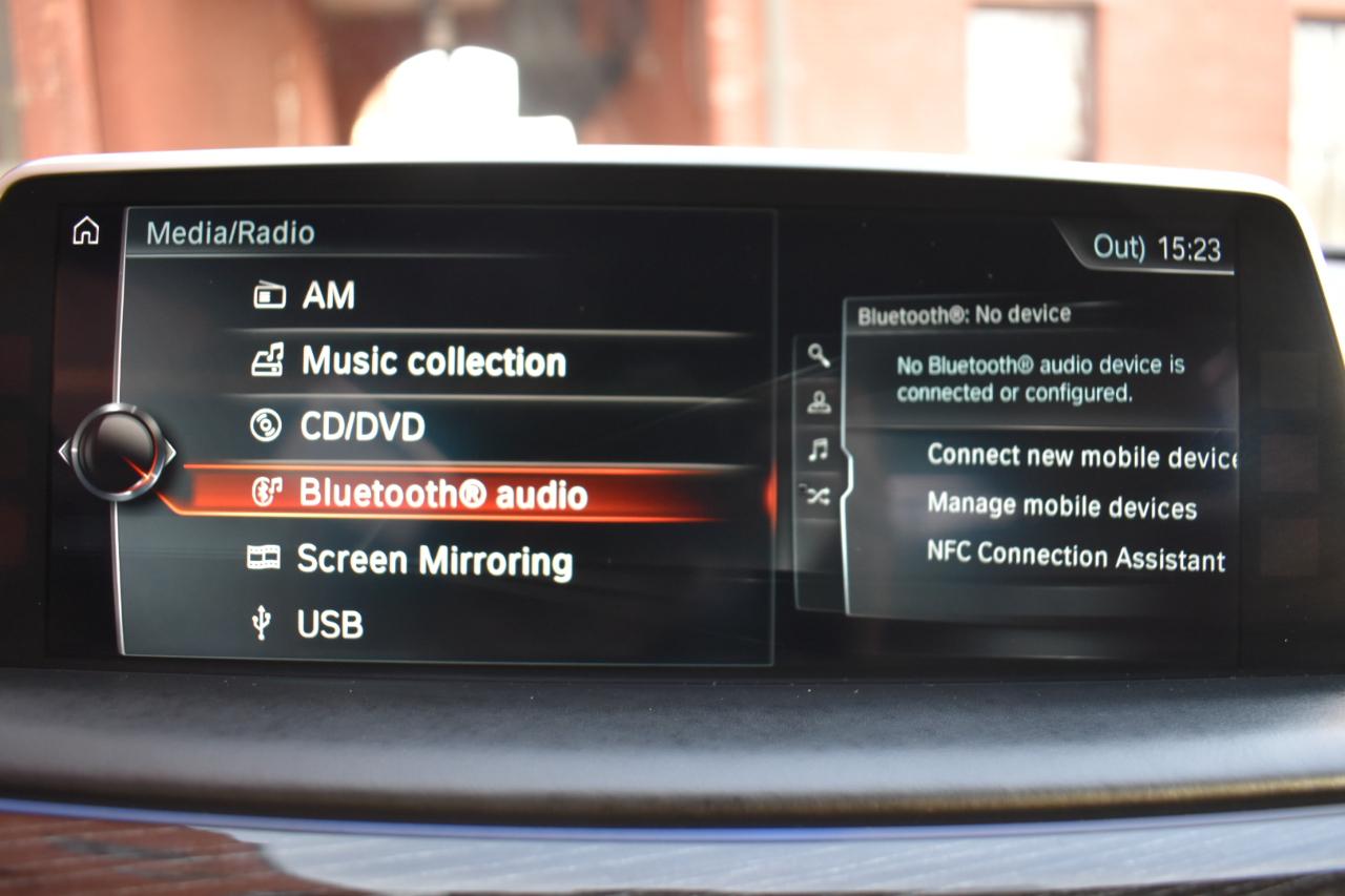 BMW 7 Series 4dr Sdn 750i xDrive AWD 2016