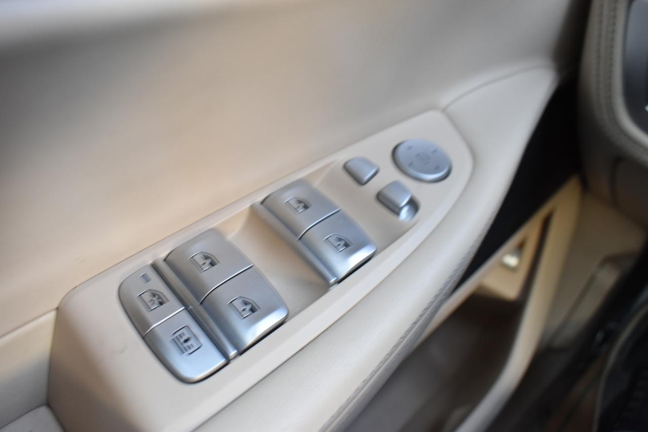 BMW 7 Series 4dr Sdn 750i xDrive AWD 2016