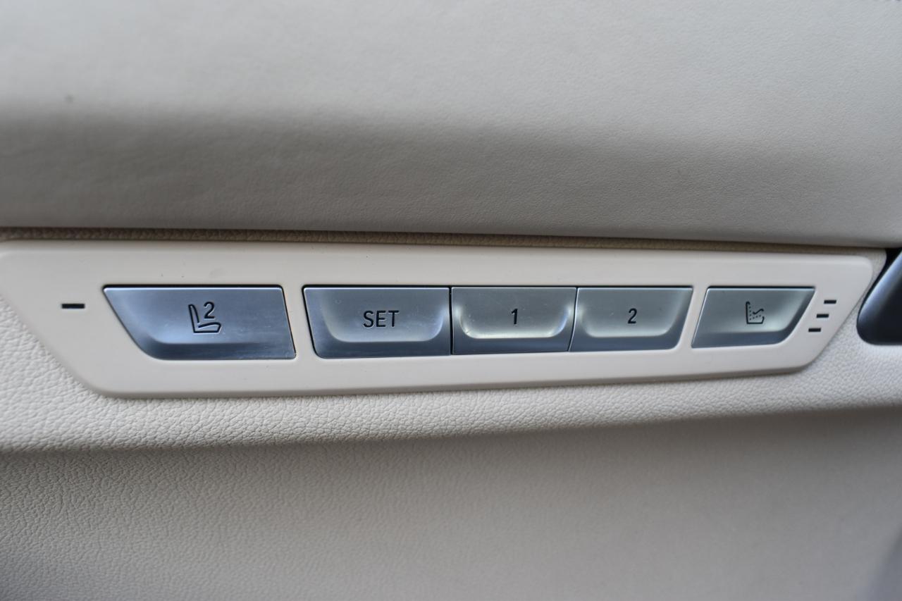 BMW 7 Series 4dr Sdn 750i xDrive AWD 2016