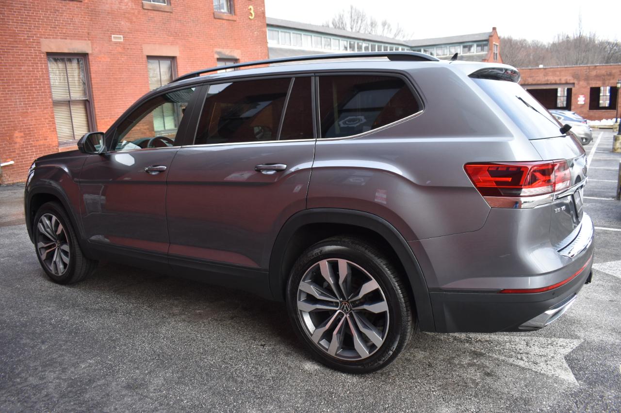 Volkswagen Atlas 3.6L V6 SE w/Technology 4MOTION 2022
