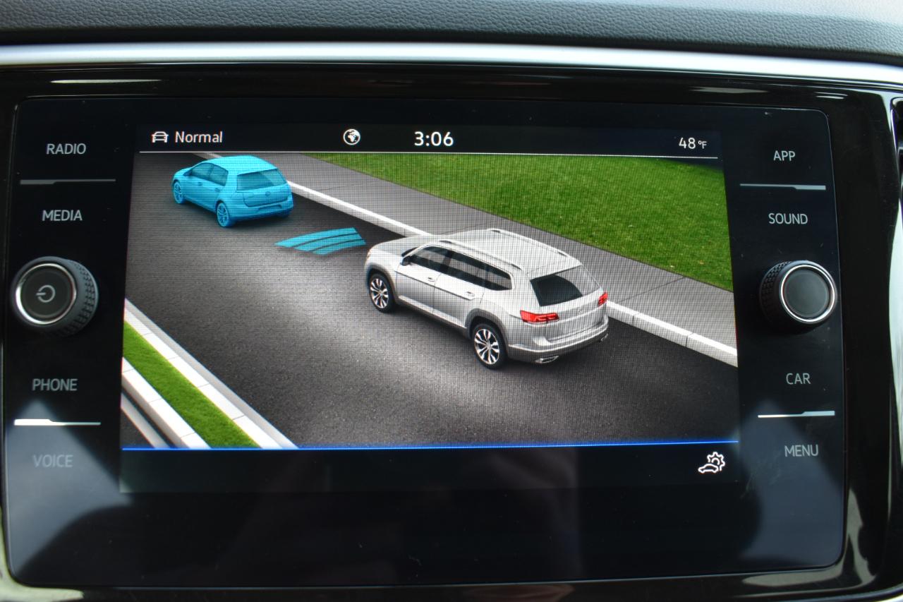 Volkswagen Atlas 3.6L V6 SE w/Technology 4MOTION 2022