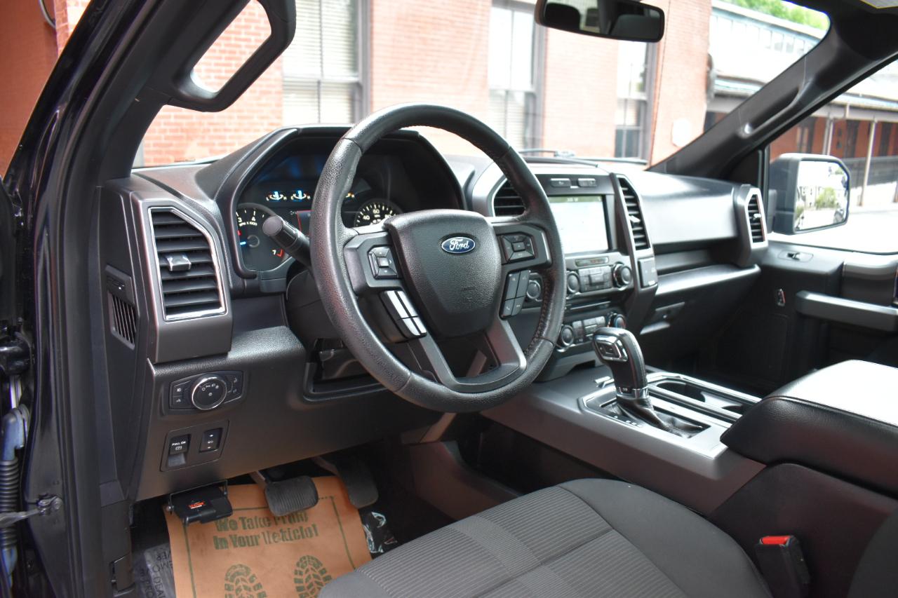 Ford F-150 4WD SuperCrew 145" XLT 2016