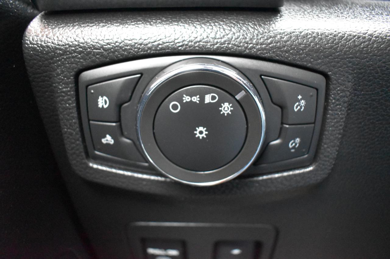 Ford F-150 4WD SuperCrew 145" XLT 2016