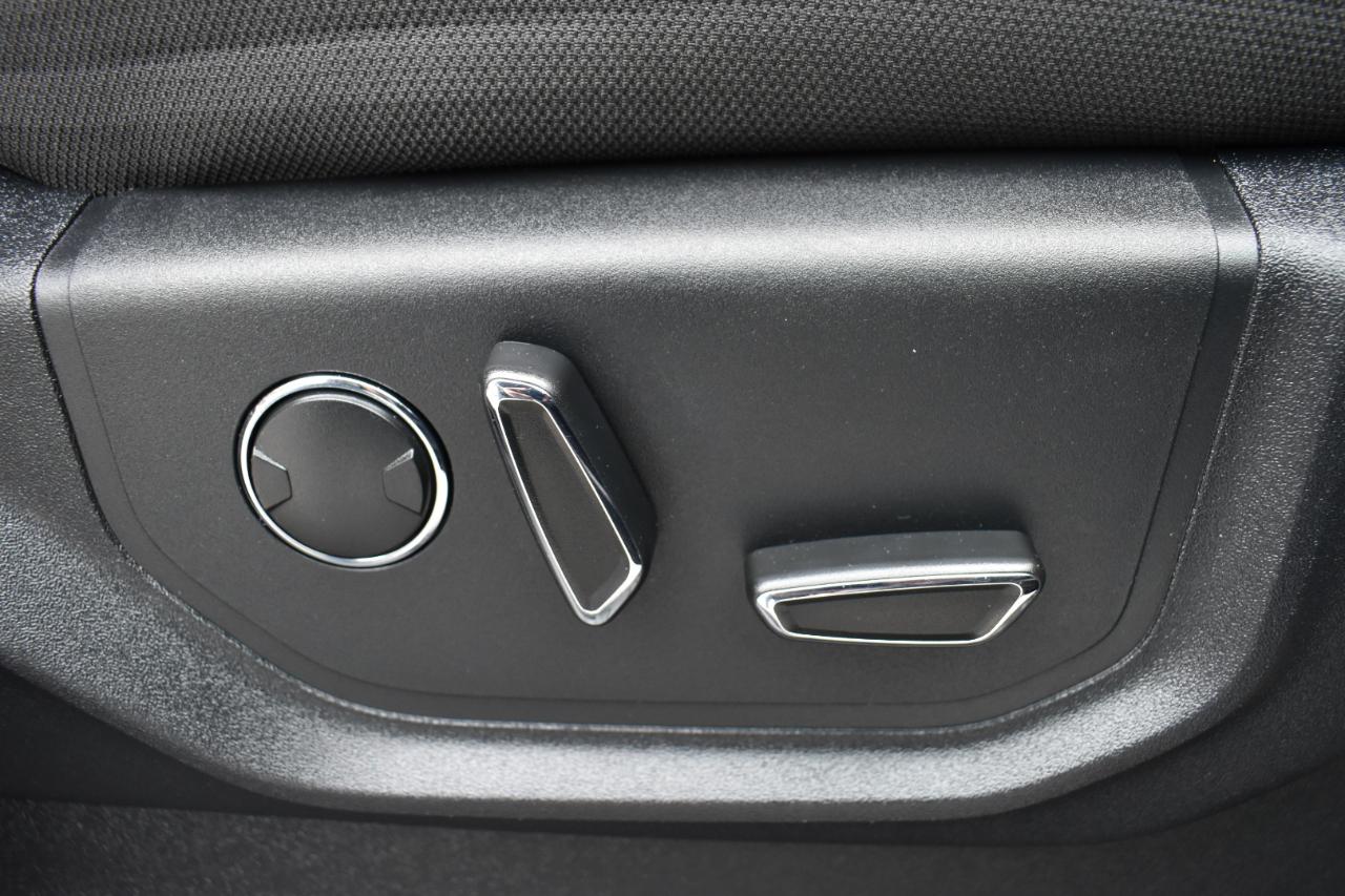 Ford F-150 4WD SuperCrew 145" XLT 2016