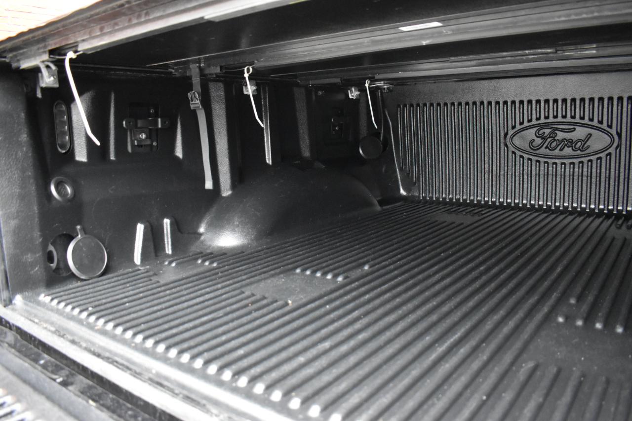 Ford F-150 4WD SuperCrew 145" XLT 2016