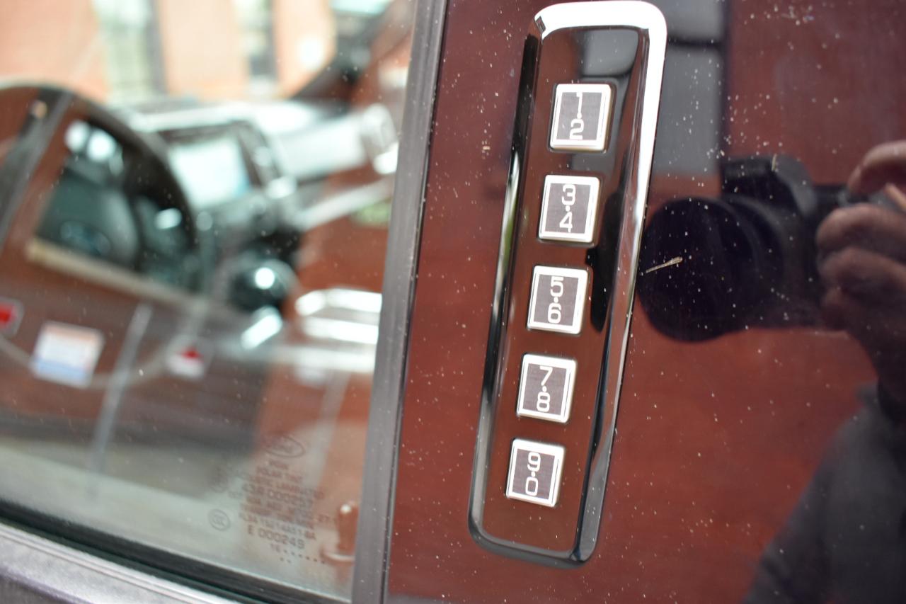 Ford F-150 4WD SuperCrew 145" XLT 2016