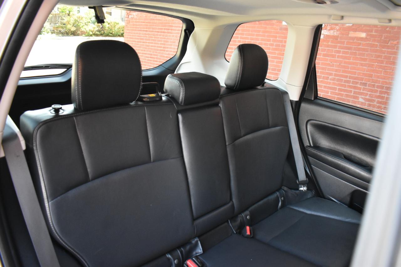 Subaru Forester 4dr CVT 2.5i Limited PZEV 2016