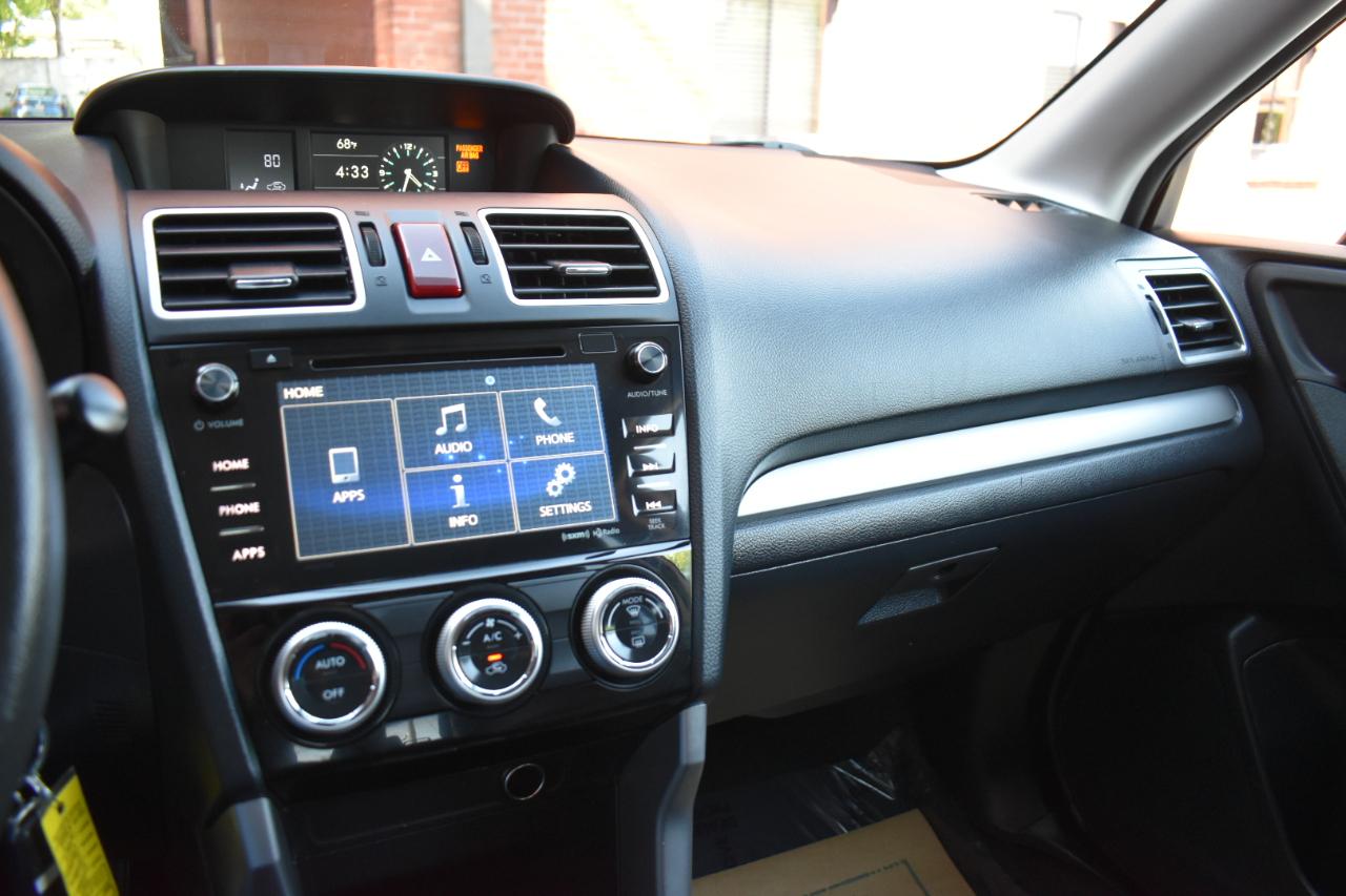 Subaru Forester 4dr CVT 2.5i Limited PZEV 2016