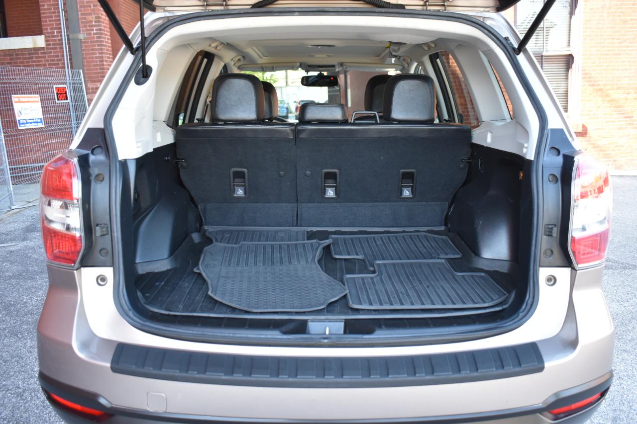 Subaru Forester 4dr CVT 2.5i Limited PZEV 2016