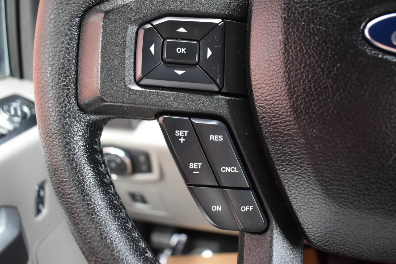 Ford F-150 4WD SuperCrew 145" XLT 2015