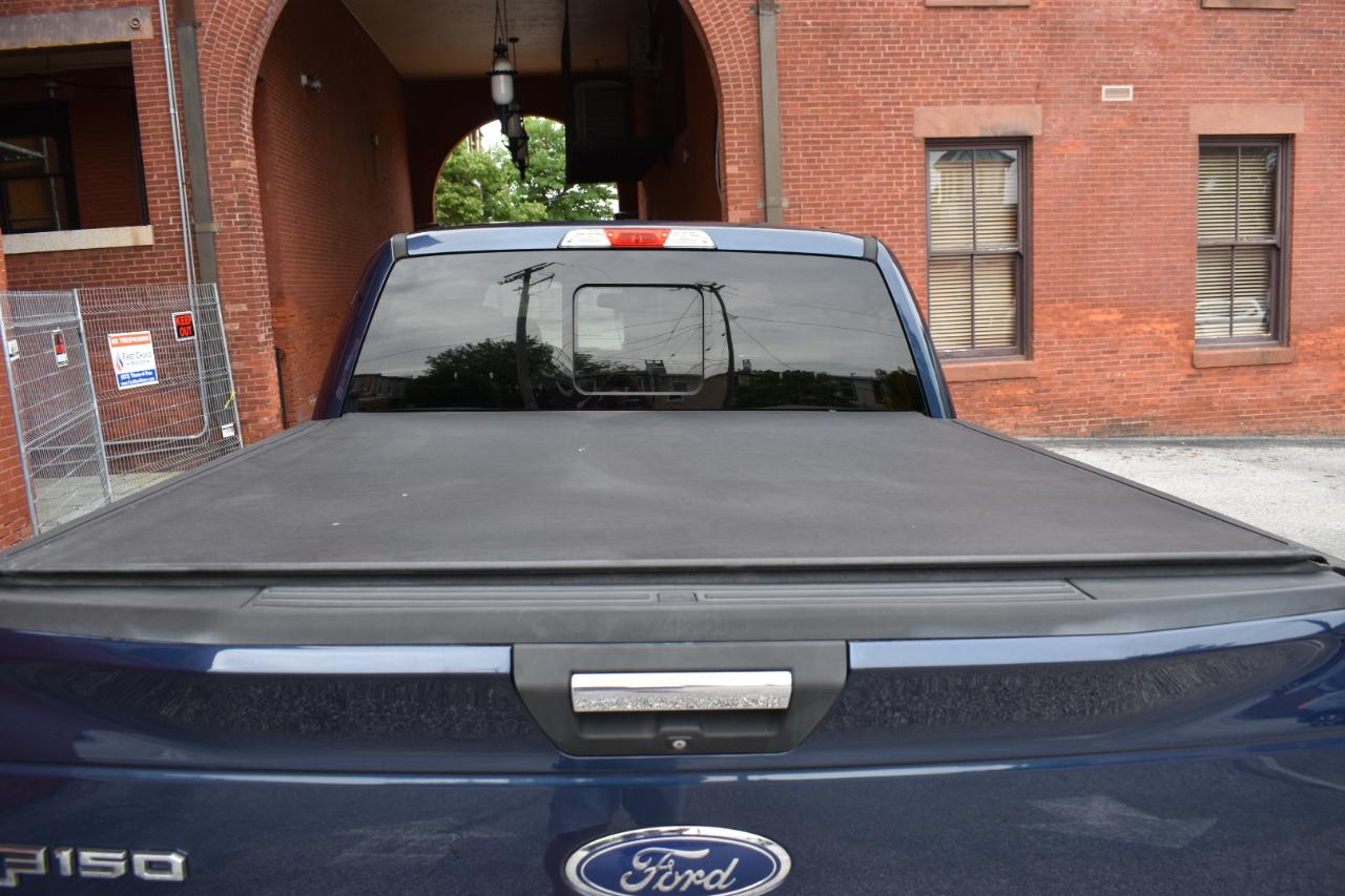 Ford F-150 4WD SuperCrew 145" XLT 2015