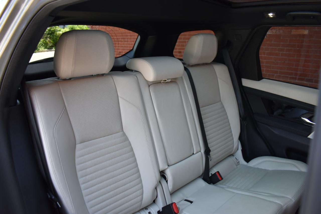 Land Rover Discovery Sport  2020