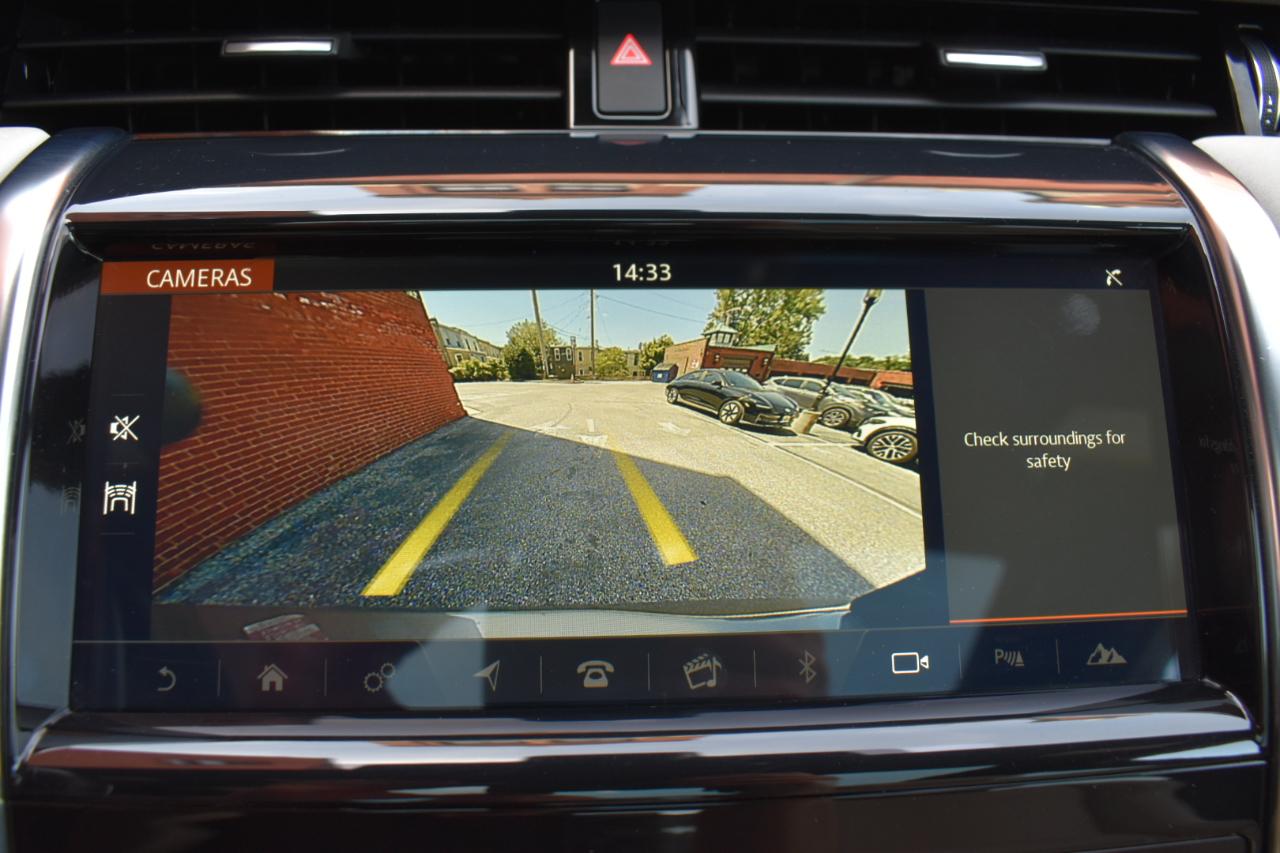 Land Rover Discovery Sport  2020