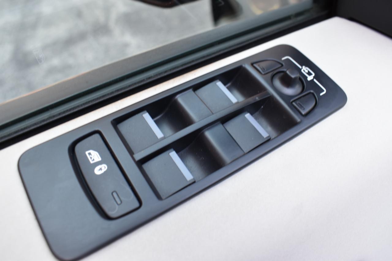 Land Rover Discovery Sport  2020