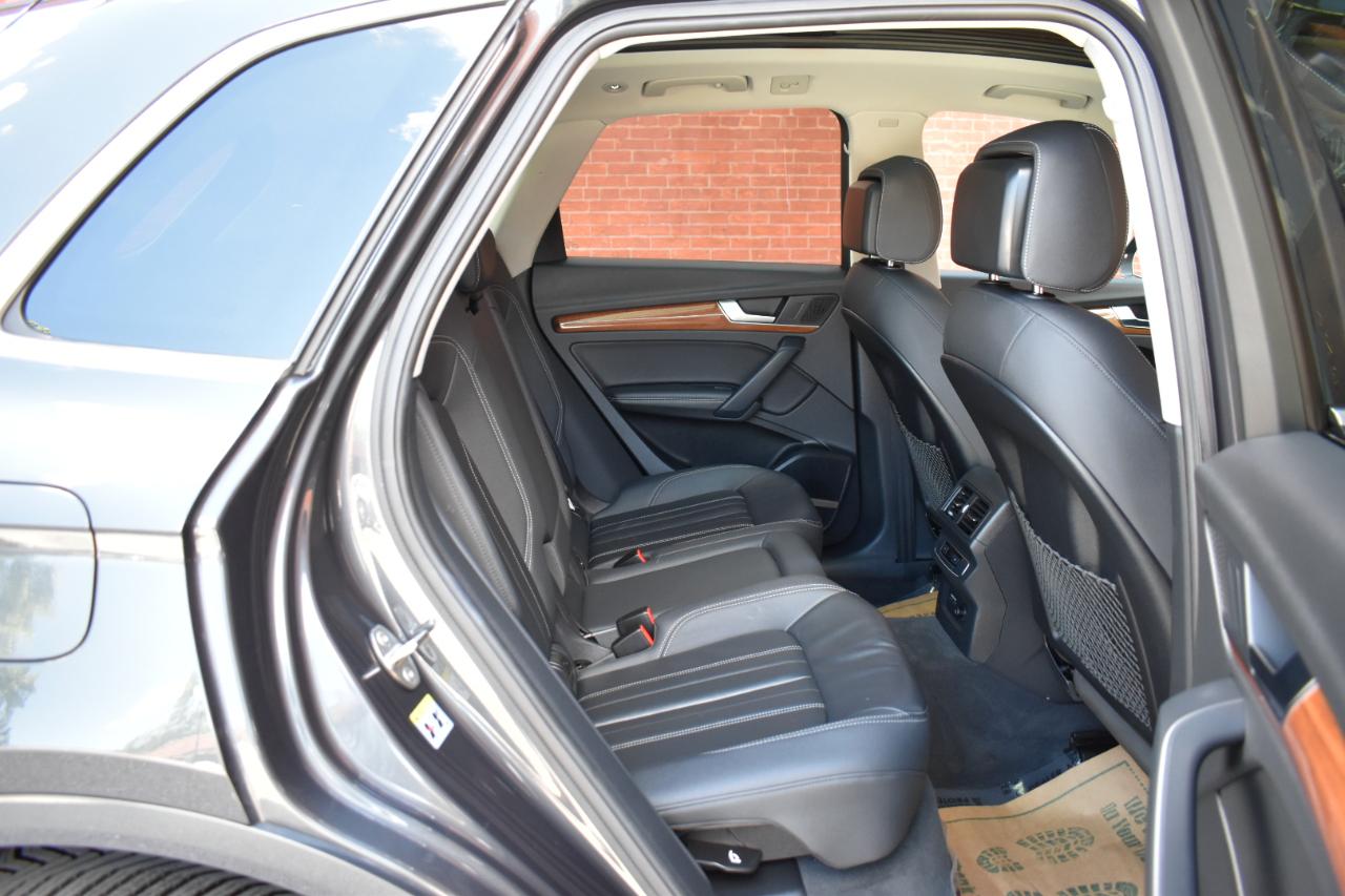 Audi Q5 Premium Plus 45 TFSI quattro 2021