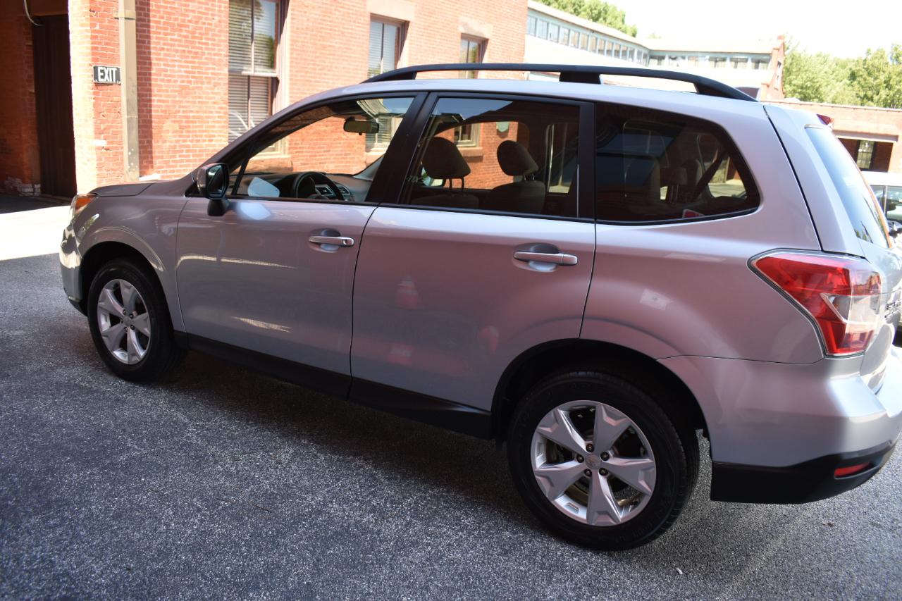 Subaru Forester 4dr CVT 2.5i Premium PZEV 2016