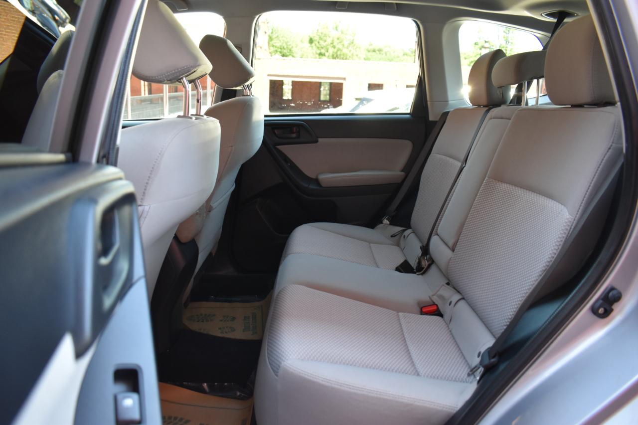 Subaru Forester 4dr CVT 2.5i Premium PZEV 2016