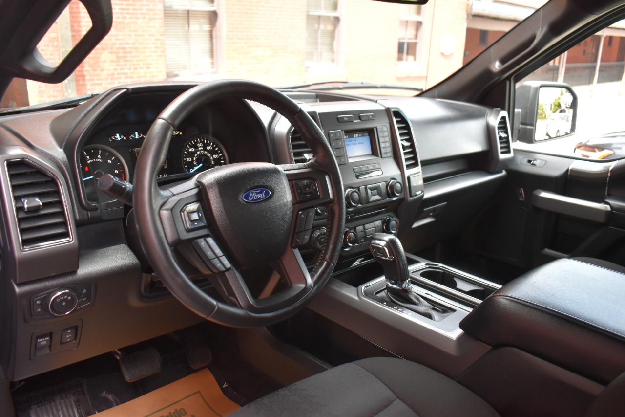Ford F-150 XLT SuperCrew 4WD 2018