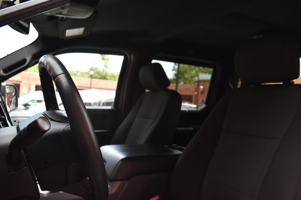 Ford F-150 XLT SuperCrew 4WD 2018