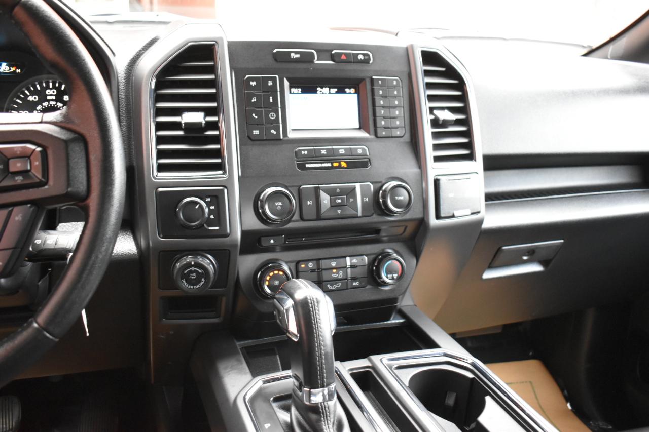 Ford F-150 XLT SuperCrew 4WD 2018