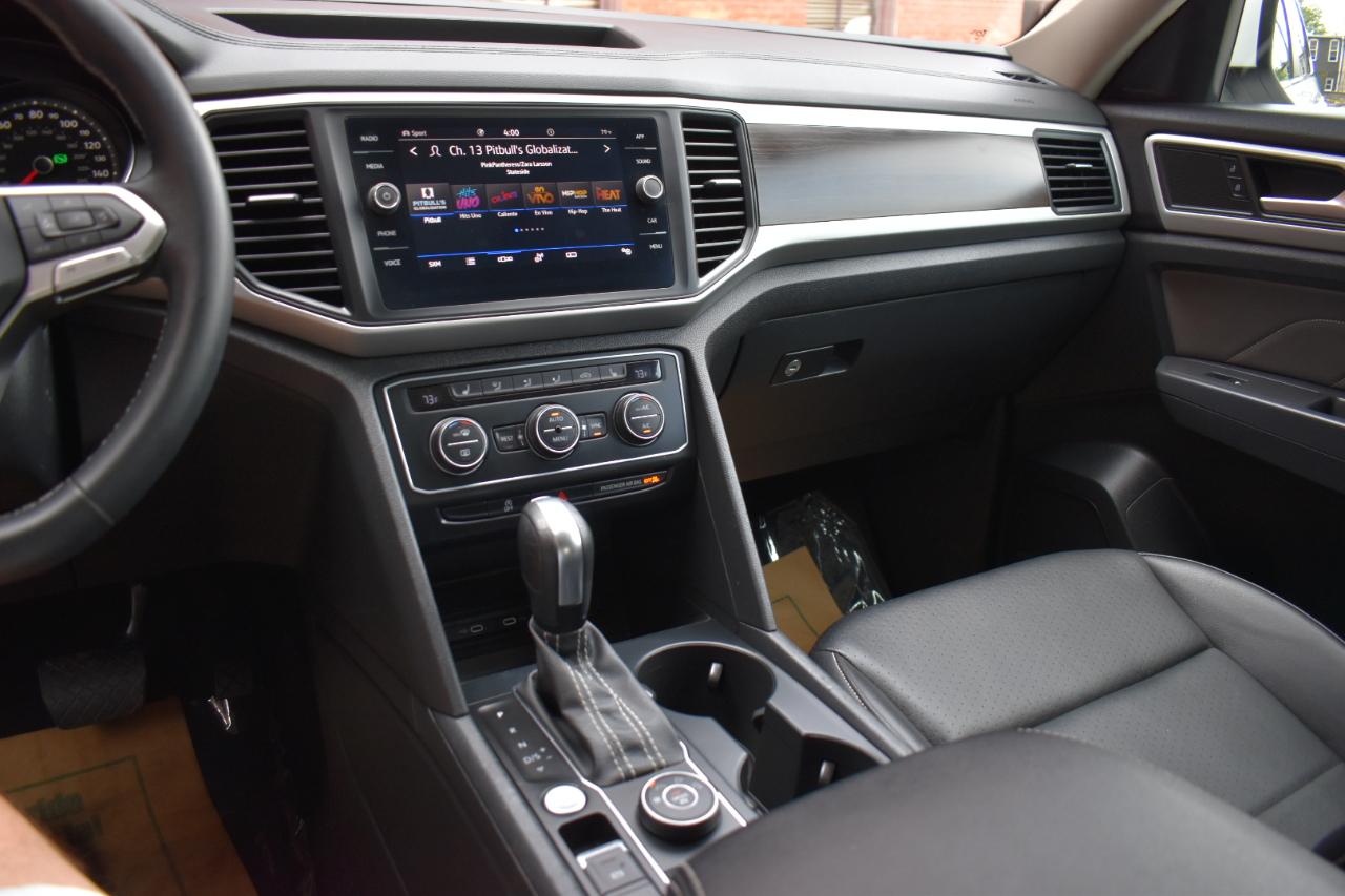 Volkswagen Atlas 2021.5 3.6L V6 SE w/Technology 4MOTION 2021