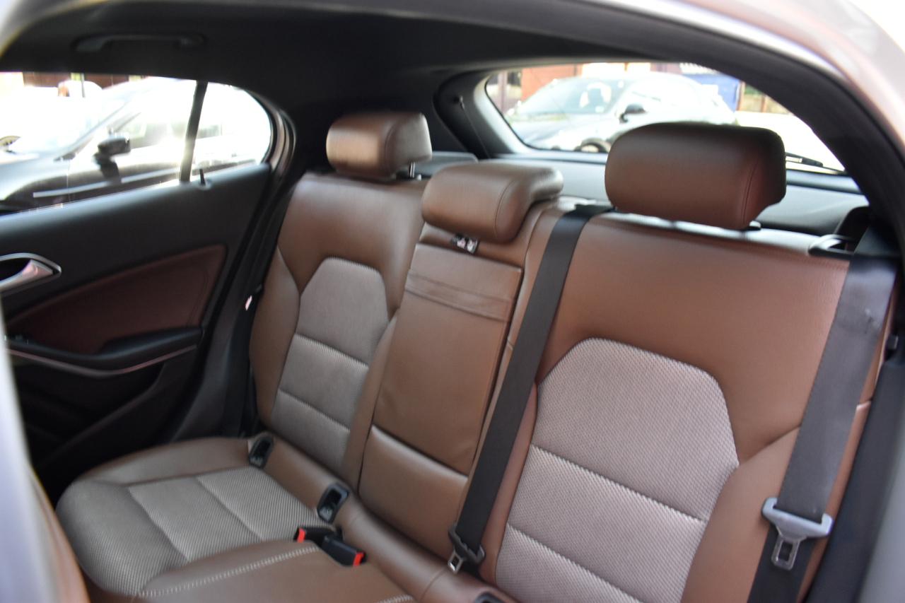 Mercedes-Benz GLA-Class 4MATIC 4dr GLA 250 2015