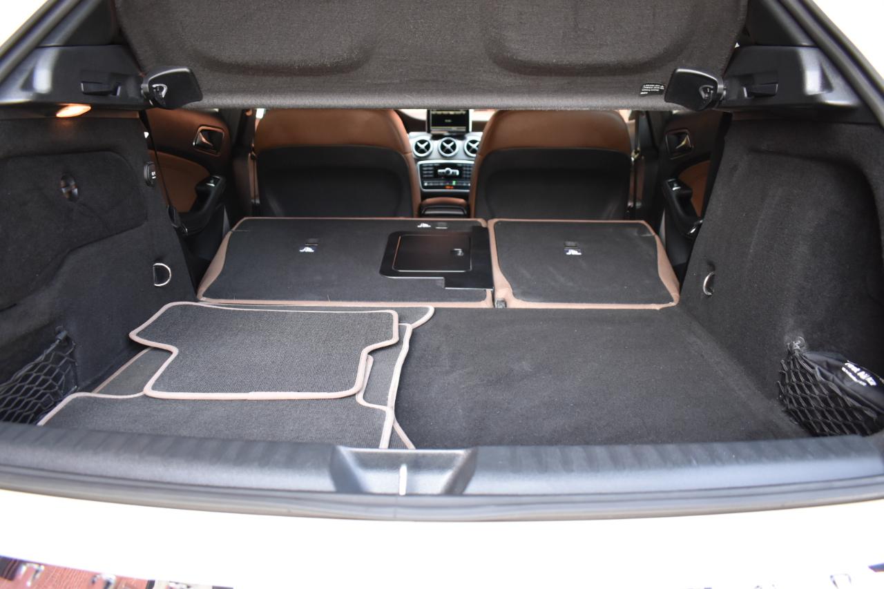 Mercedes-Benz GLA-Class 4MATIC 4dr GLA 250 2015