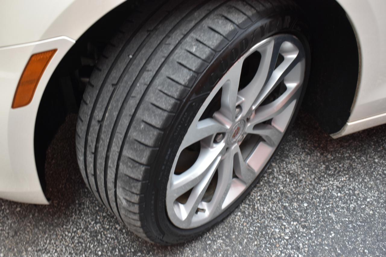 Cadillac ATS 4dr Sdn 2.0L Performance AWD 2013