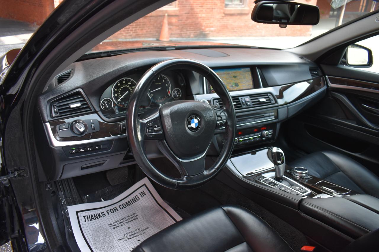 BMW 5 Series 4dr Sdn 535i xDrive AWD 2015