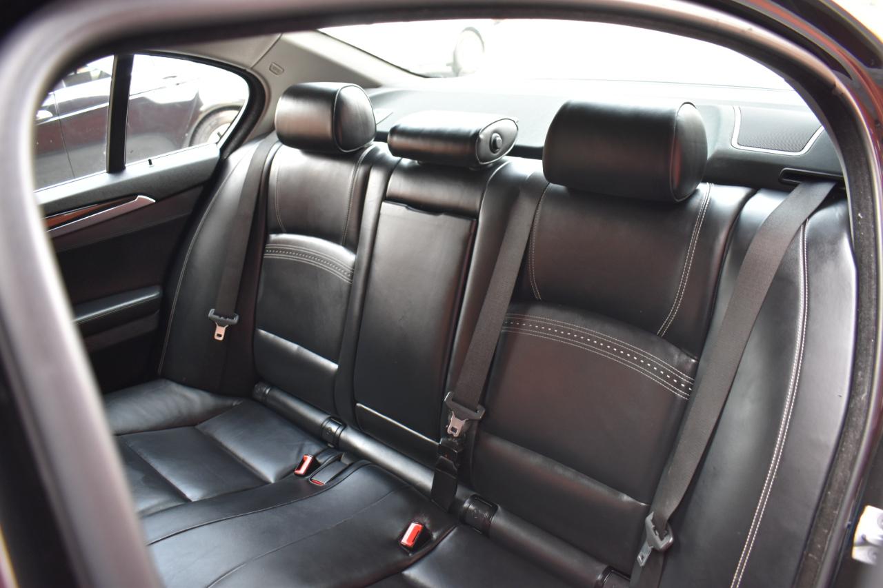 BMW 5 Series 4dr Sdn 535i xDrive AWD 2015