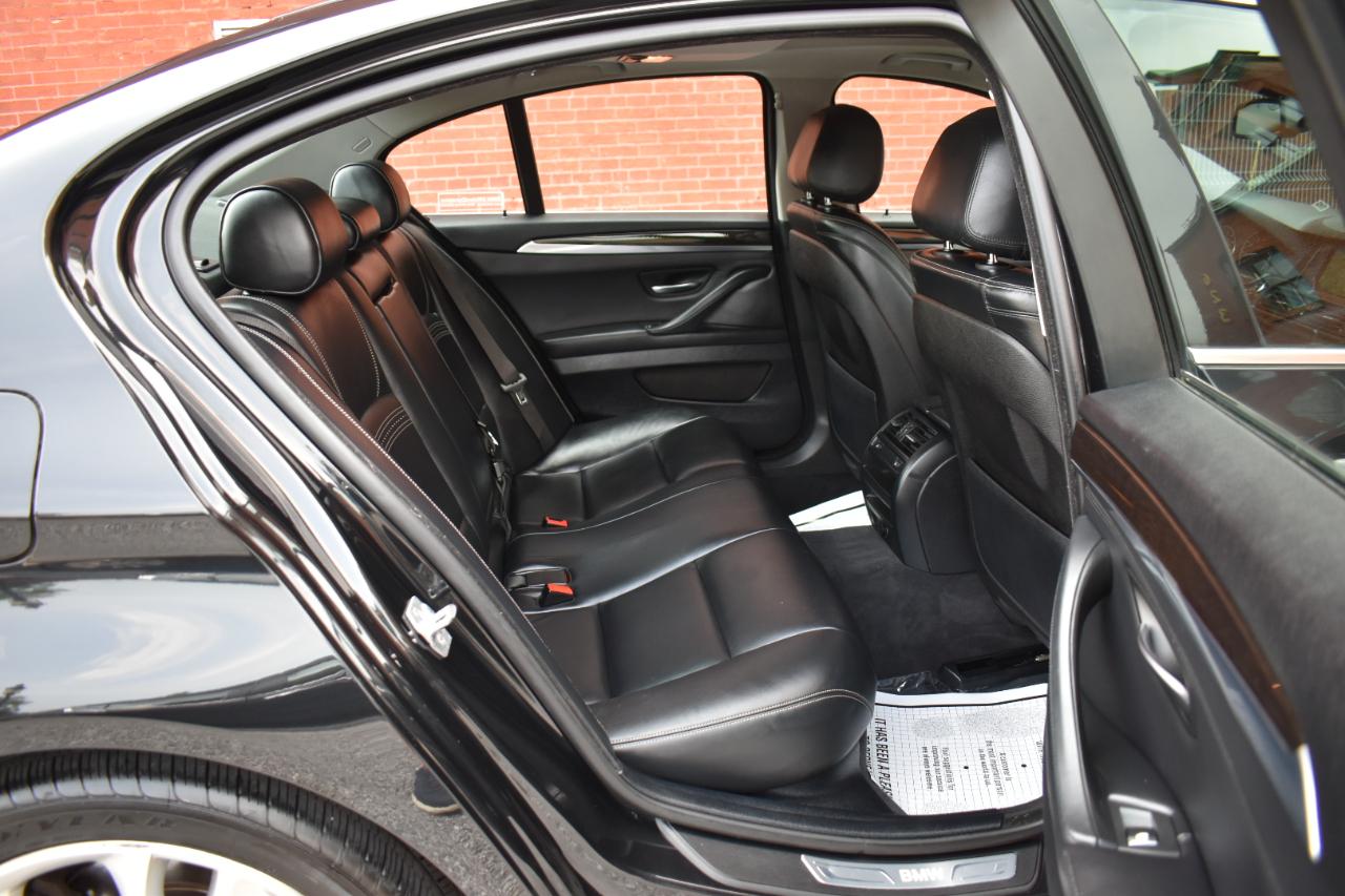 BMW 5 Series 4dr Sdn 535i xDrive AWD 2015