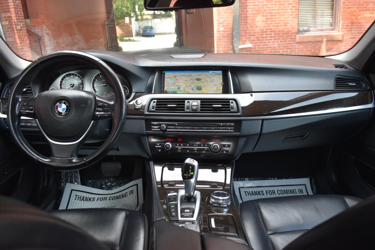 BMW 5 Series 4dr Sdn 535i xDrive AWD 2015