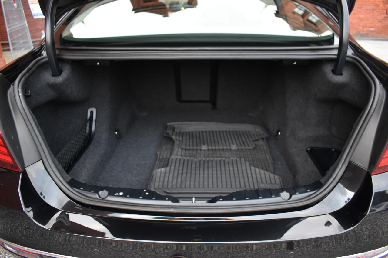 BMW 5 Series 4dr Sdn 535i xDrive AWD 2015