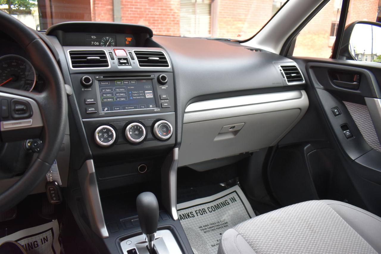 Subaru Forester 2.5i CVT 2017