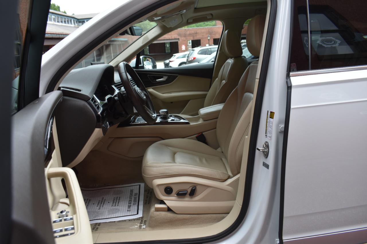 Audi Q7 SE Premium Plus 55 TFSI quattro 2019