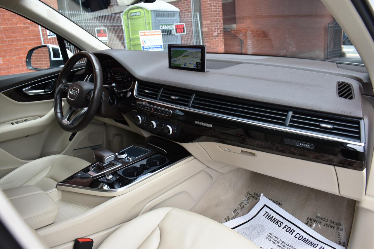 Audi Q7 SE Premium Plus 55 TFSI quattro 2019