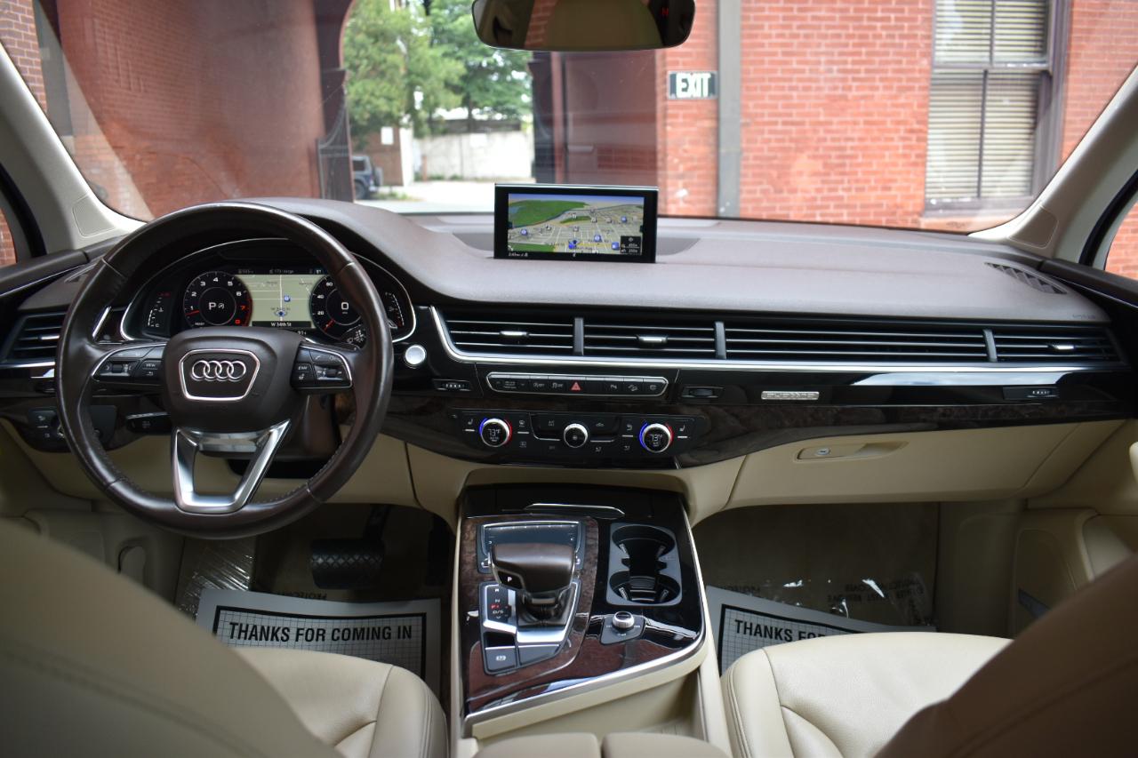Audi Q7 SE Premium Plus 55 TFSI quattro 2019