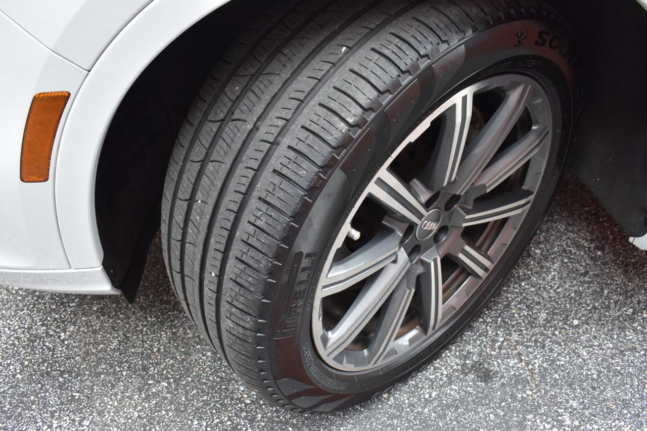 Audi Q7 SE Premium Plus 55 TFSI quattro 2019
