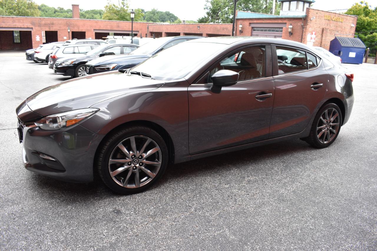 Mazda Mazda3 4-Door Touring Auto 2018