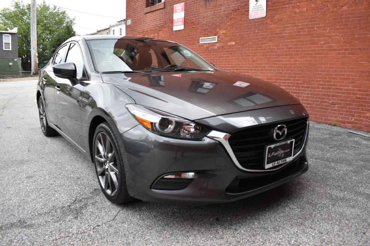 Mazda Mazda3 4-Door Touring Auto 2018