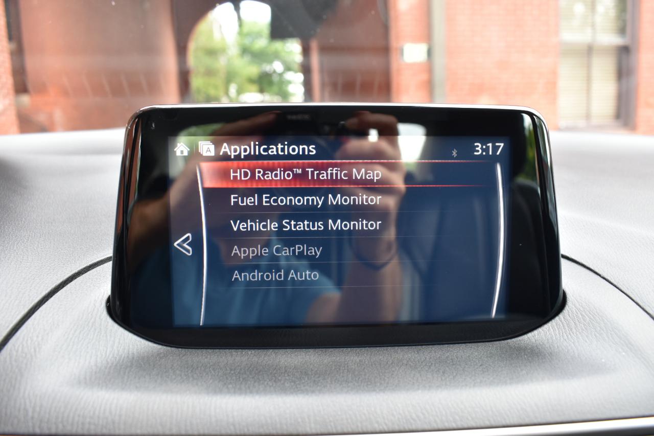 Mazda Mazda3 4-Door Touring Auto 2018