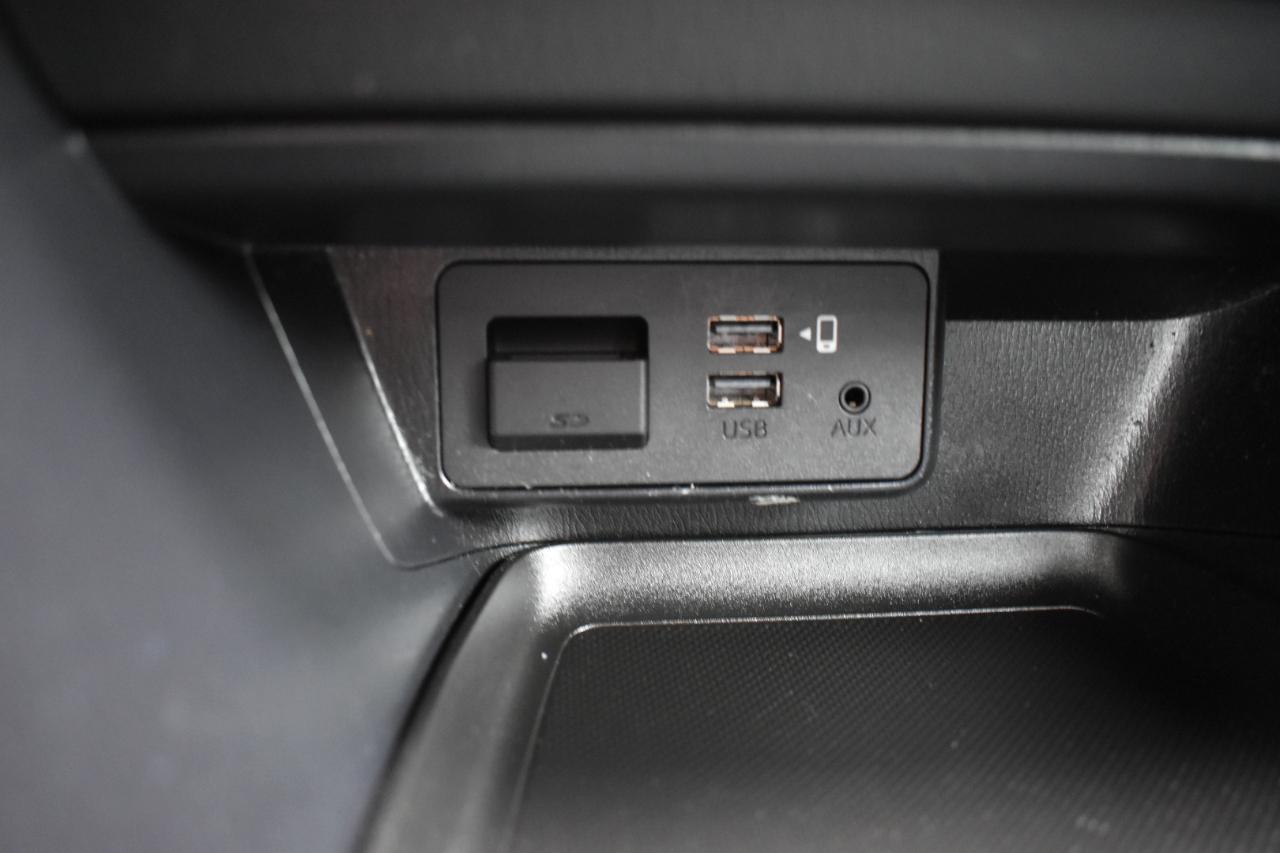 Mazda Mazda3 4-Door Touring Auto 2018