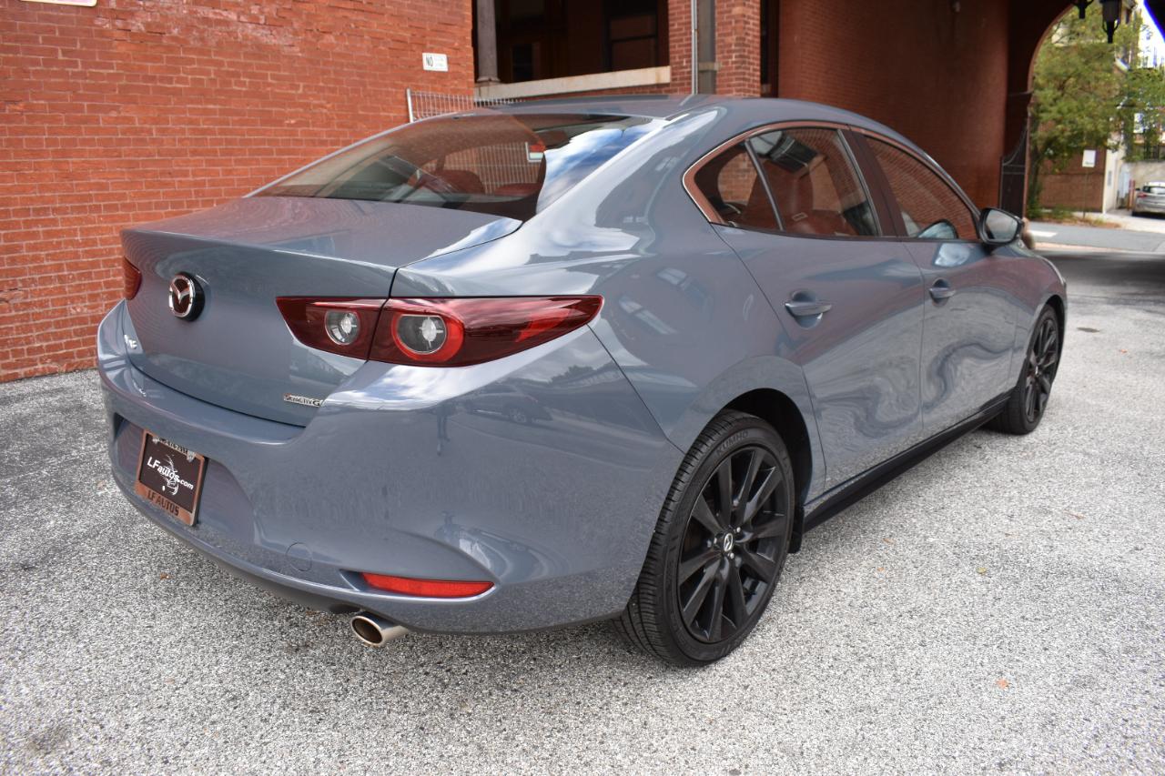 Mazda Mazda3 Sedan Carbon Edition FWD 2022