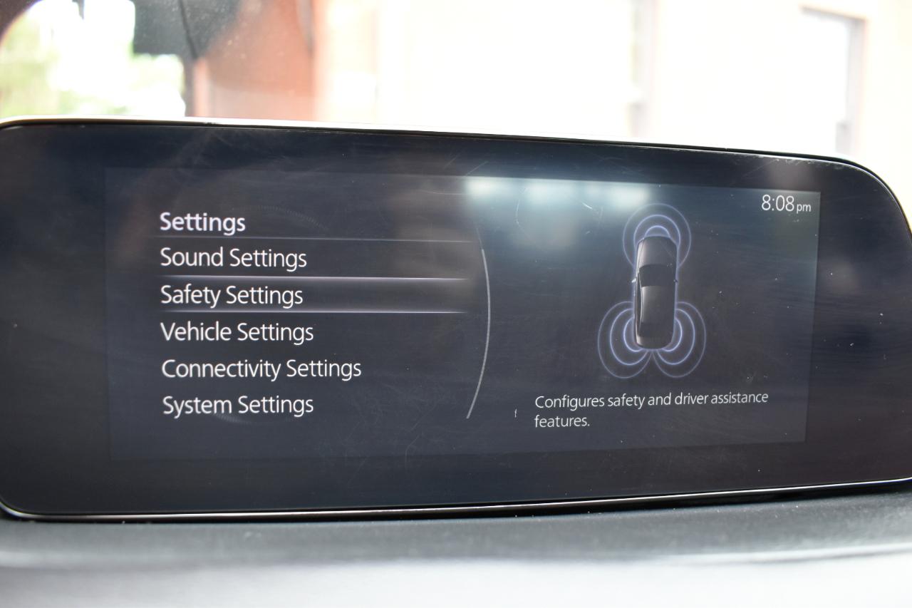 Mazda Mazda3 Sedan Carbon Edition FWD 2022